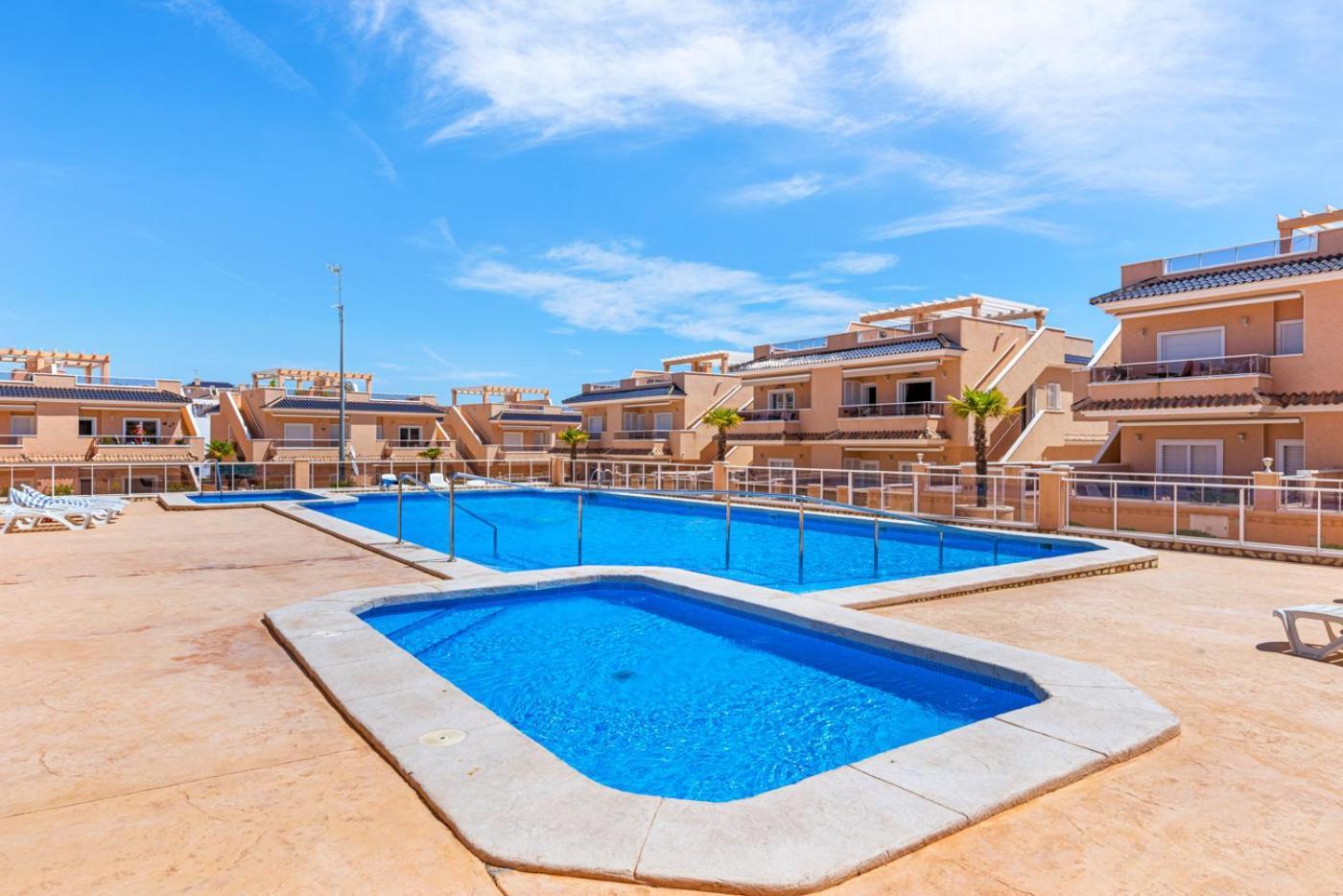 Apartments Punta Prima Indoor & Outdoor Pool Torrevieja Extérieur photo