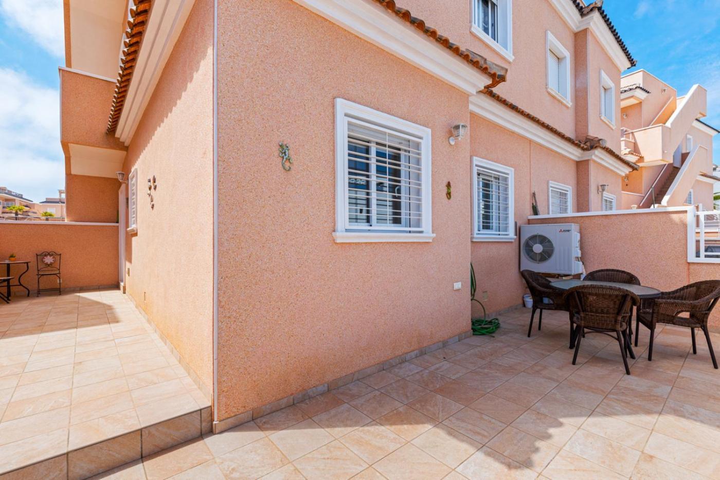 Apartments Punta Prima Indoor & Outdoor Pool Torrevieja Extérieur photo