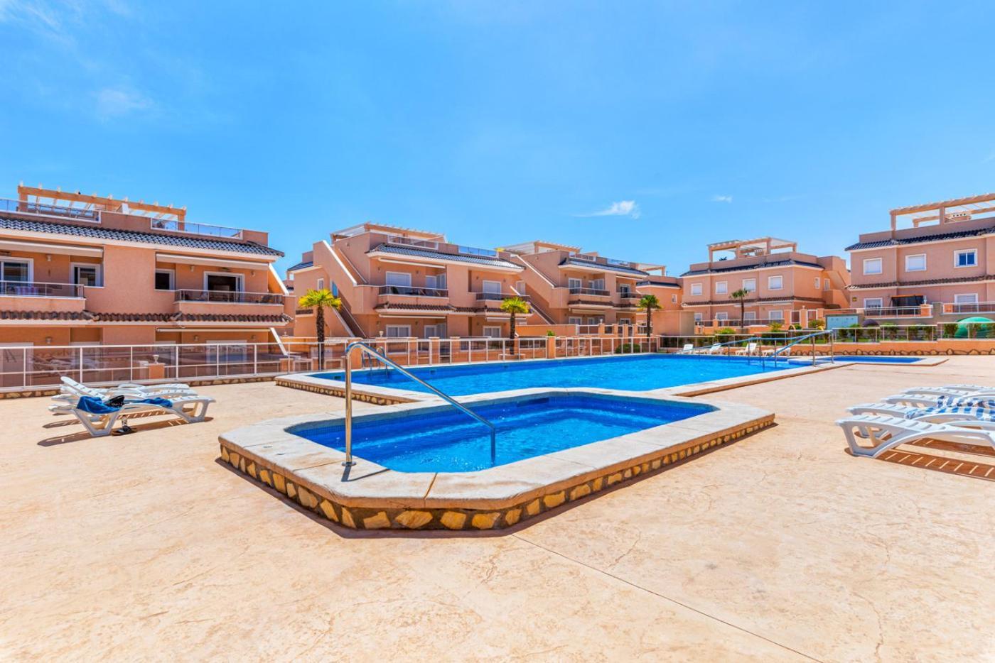 Apartments Punta Prima Indoor & Outdoor Pool Torrevieja Extérieur photo